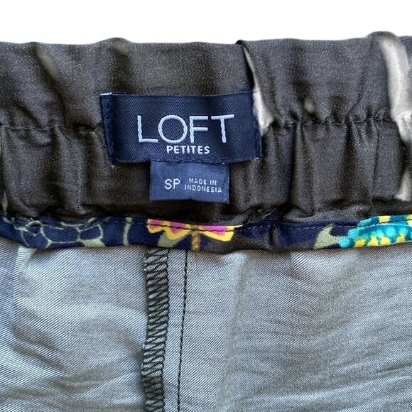 LOFT Cropped Pant Womens Sz Small Petite Green Floral Bohemian Boho Chic - Picture 3 of 5